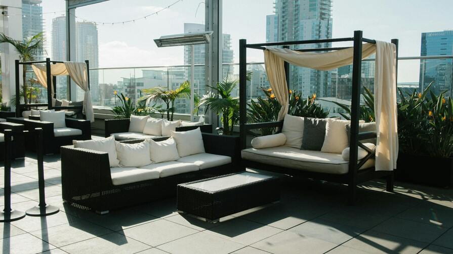 Dachterrasse mit Begrünung
